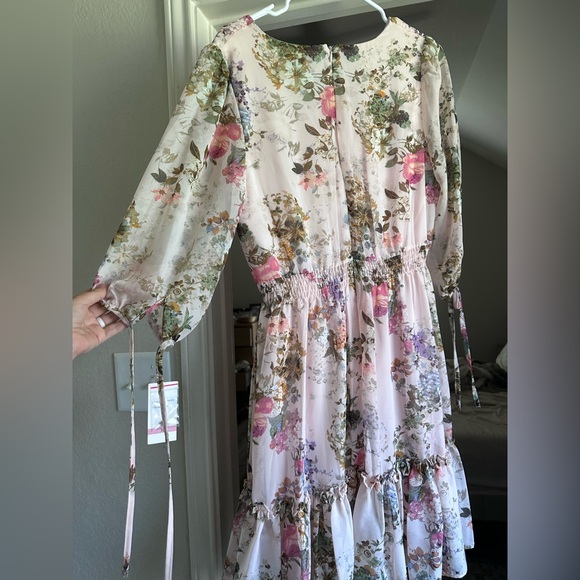 NWT Floral Midi Dress - Picture 5 of 5